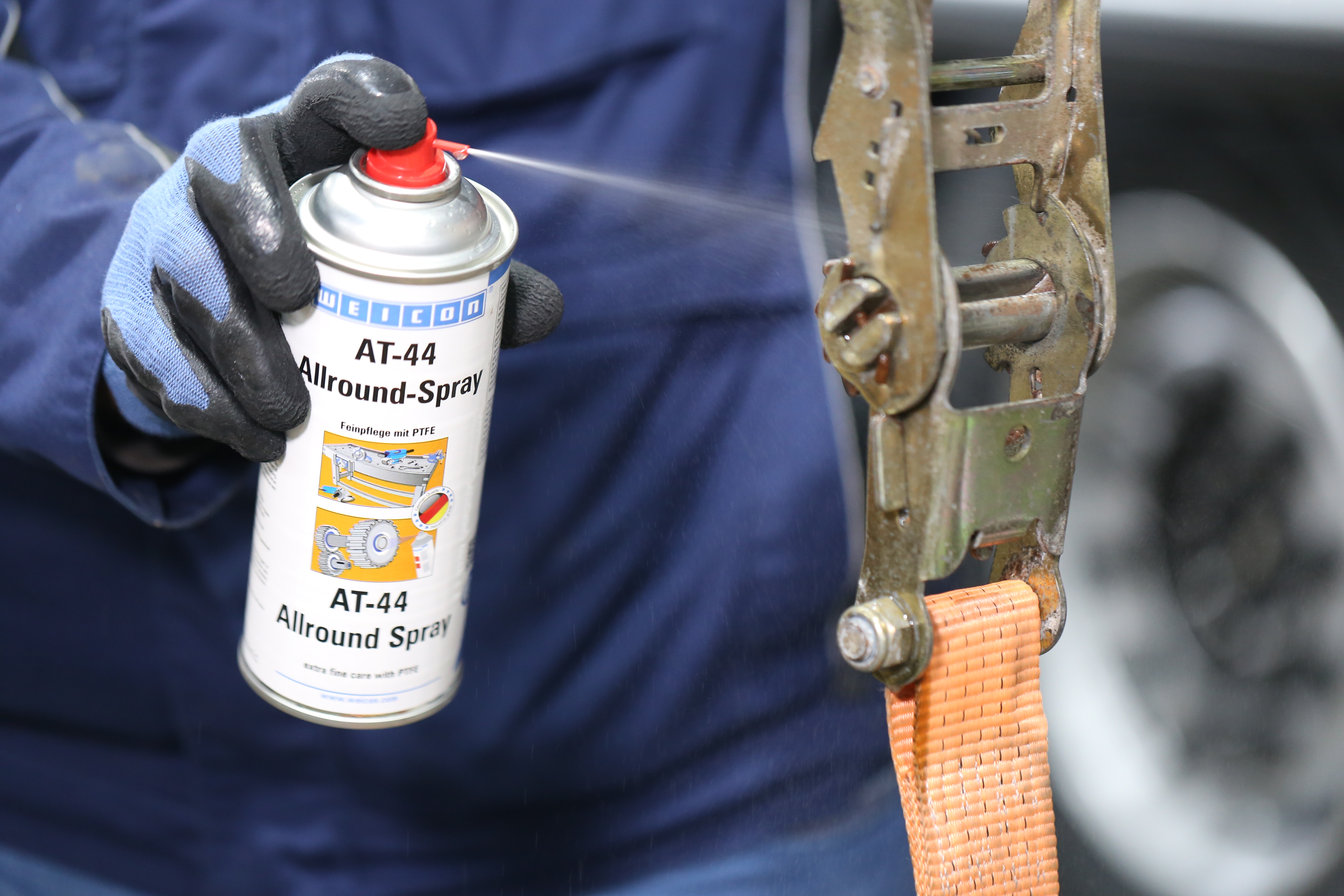AT-44 Všestranný sprej | mazací a multifunkční olej s PTFE
