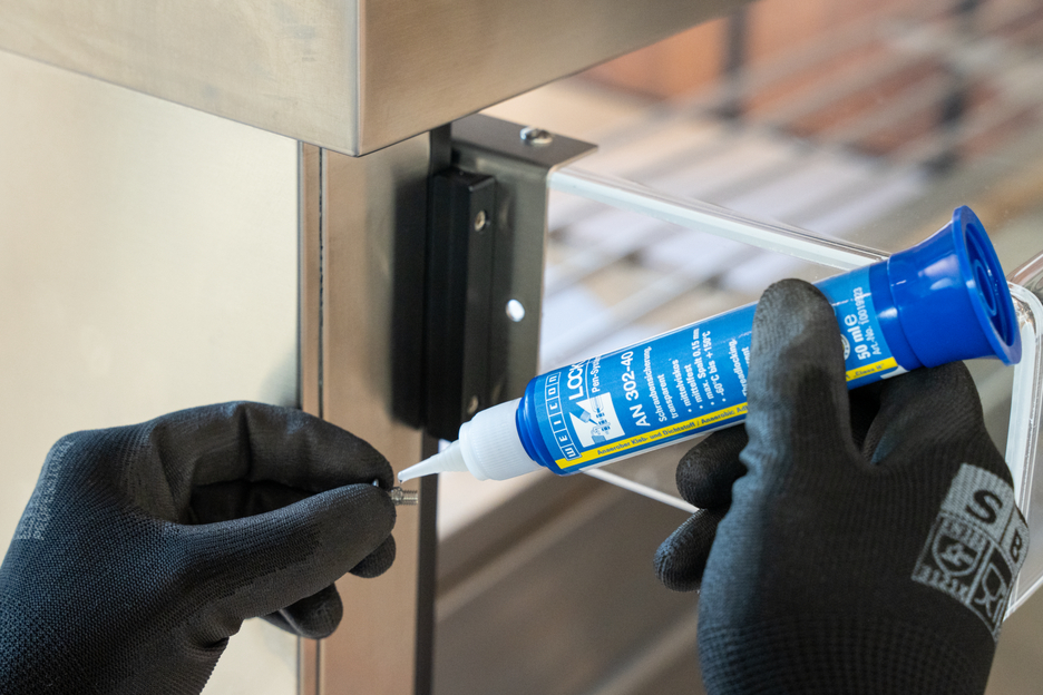 WEICONLOCK® AN 302-40 | střední pevnost, s registrací DVGW